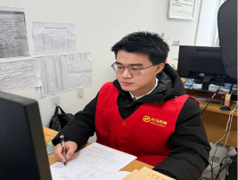 以专业为帆  在评标一线破浪前行—记2025年第四季度“新进之星”缪琪皓